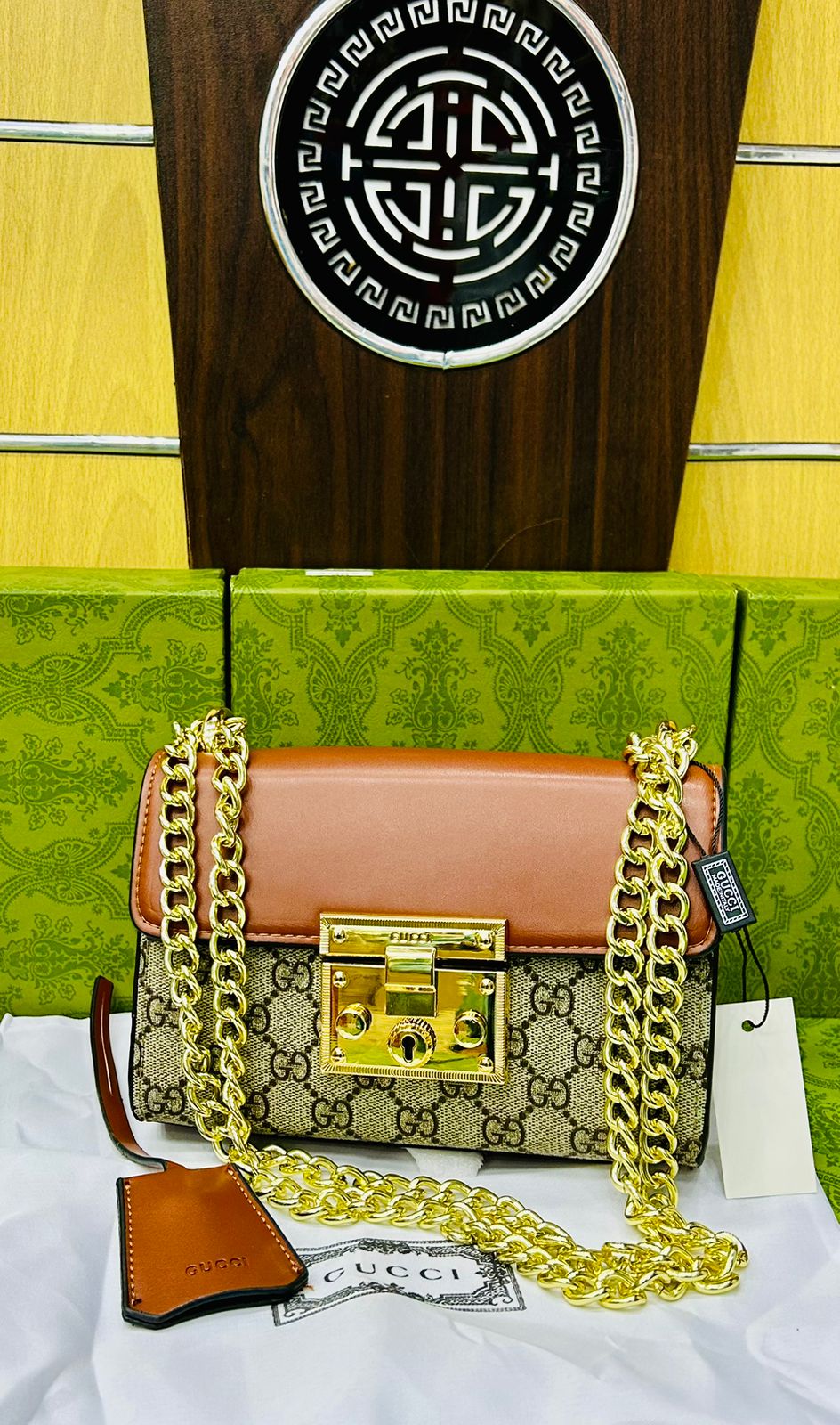 GUCCI GG SUPREME PADLOCK SHOULDER BAG