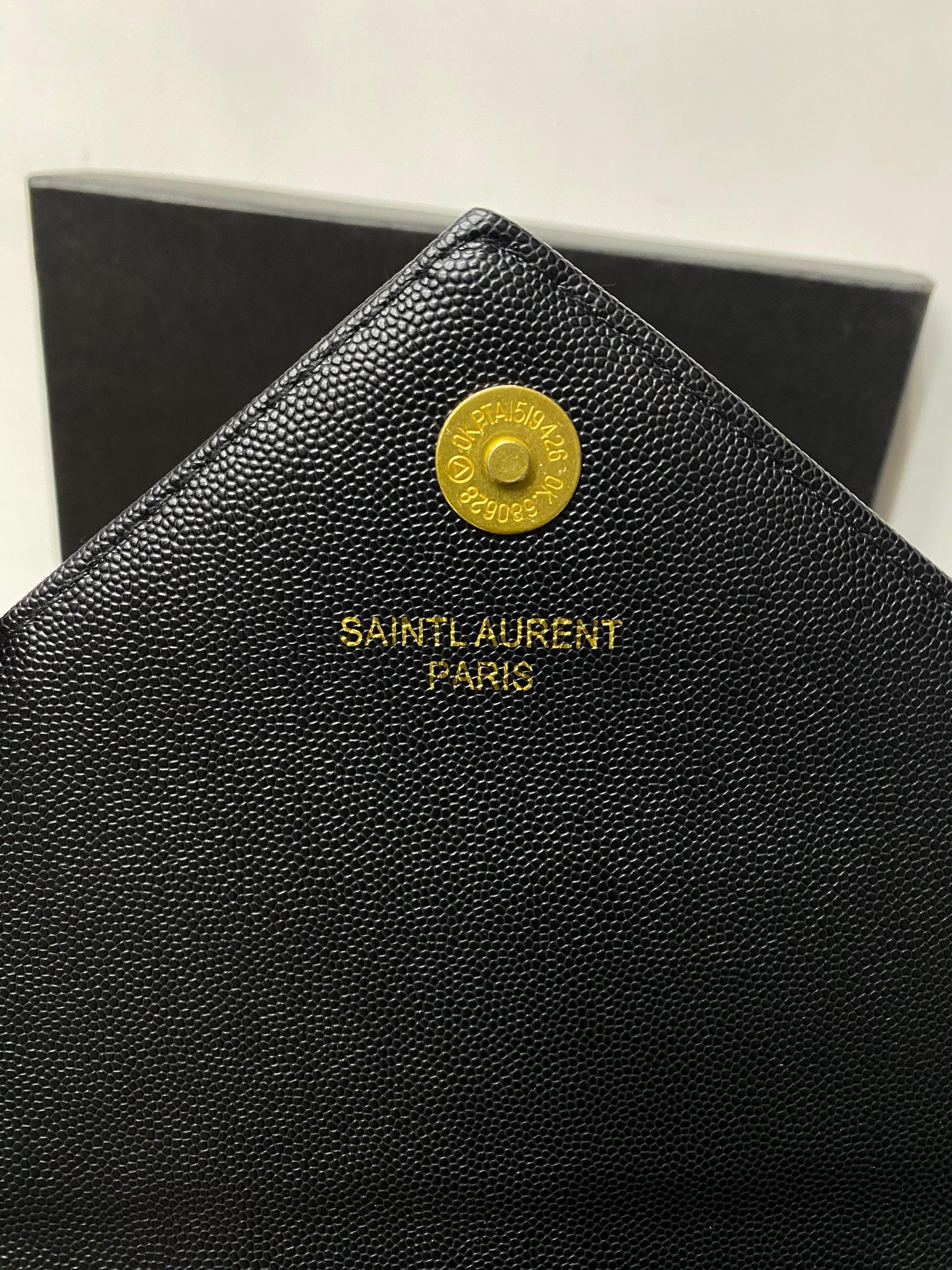 YSL MEDIUM