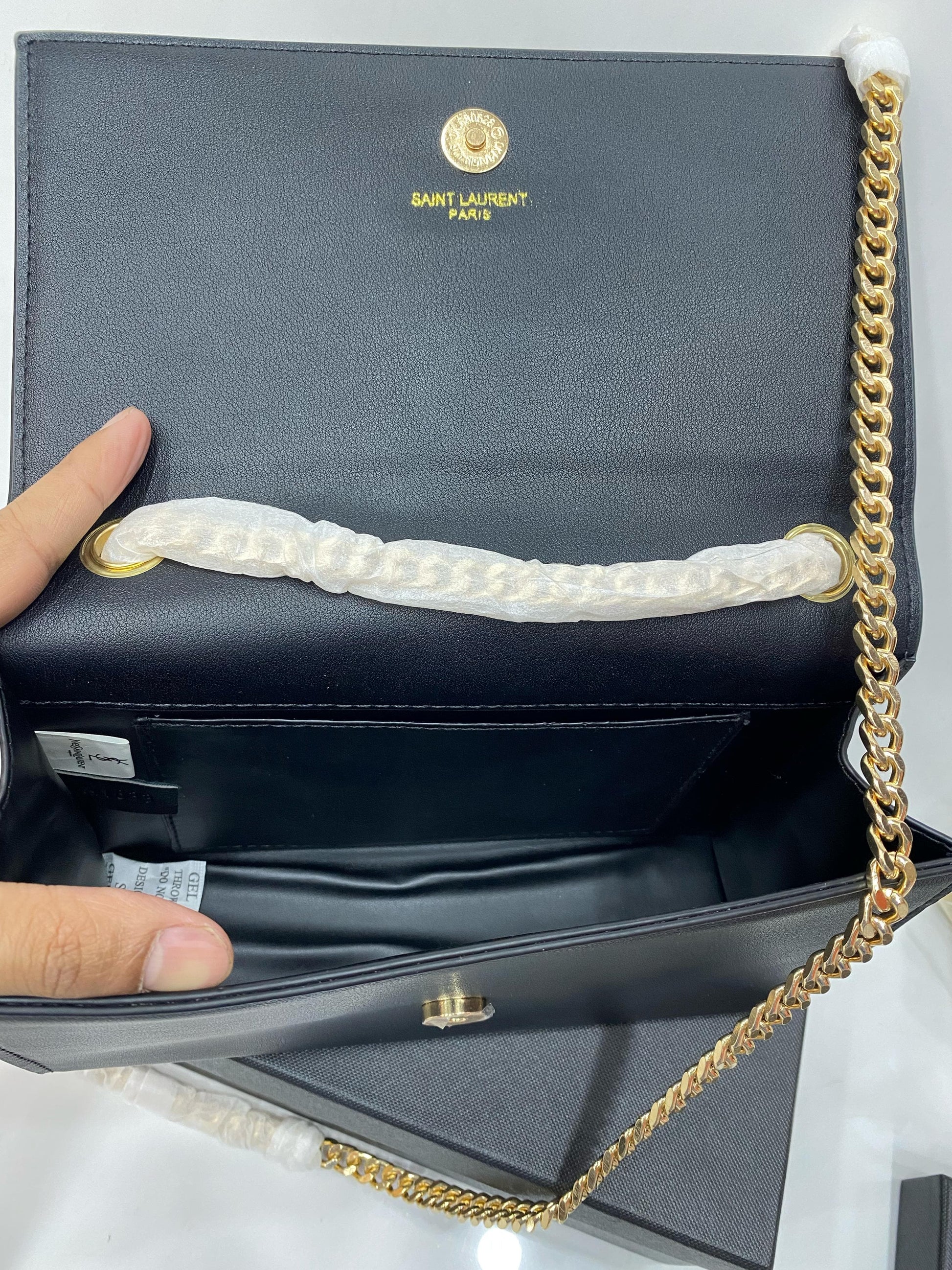 YSL SAINT LAURENT