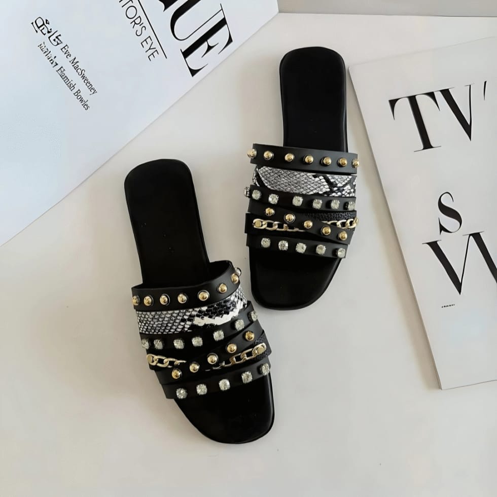 JIMMY CHOO STUDS