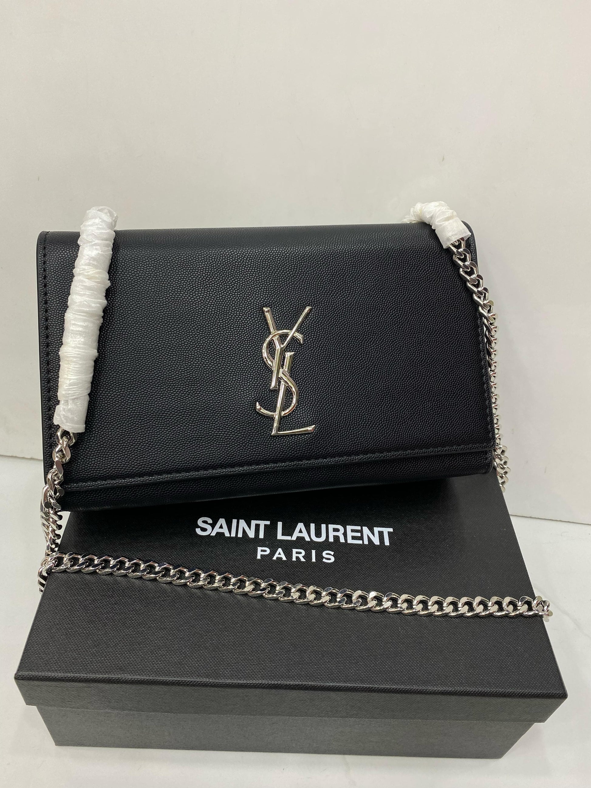 YSL SAINT LAURENT