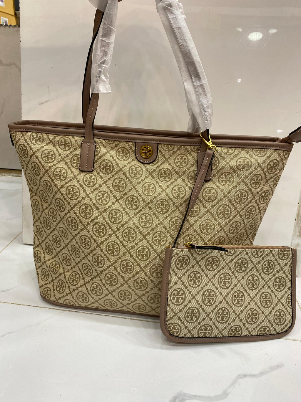 T Monogram Zip Tote Tory Navy - Stylish & Luxury Designer Tote Bag
