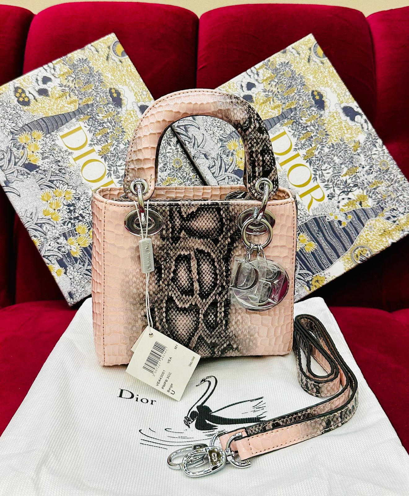 LADY DIOR