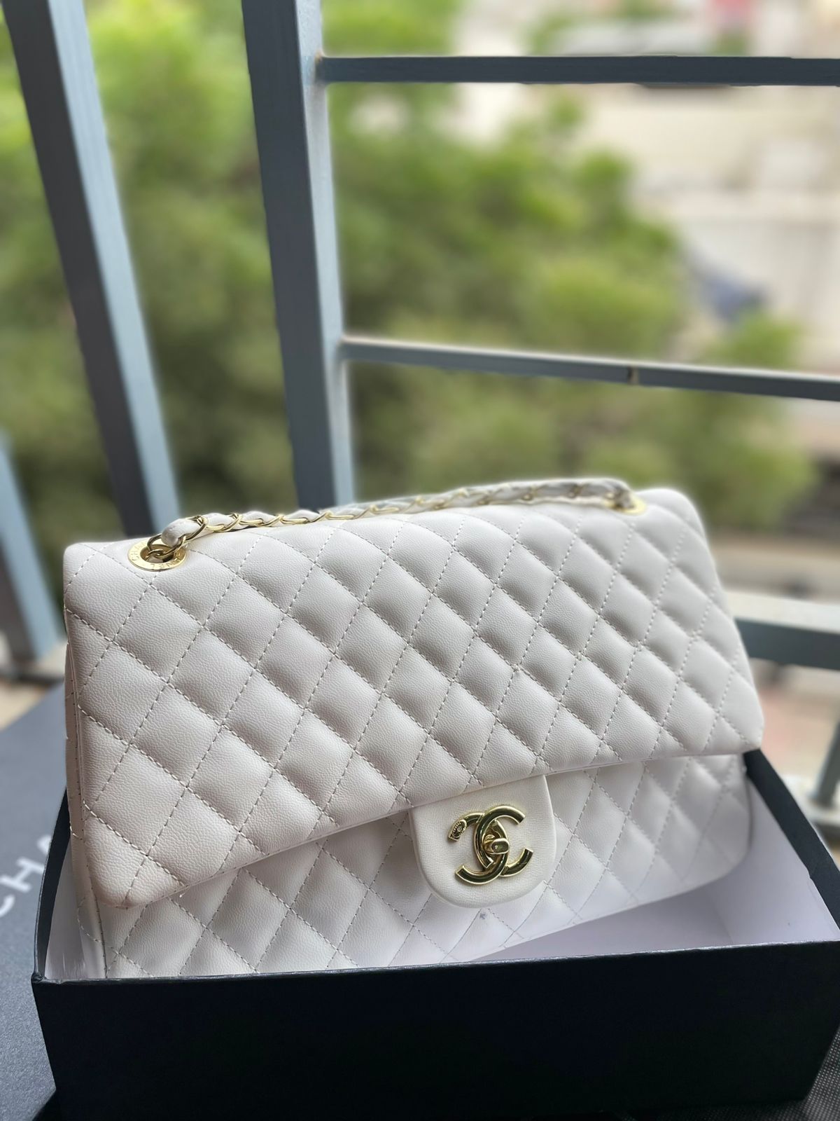 CHANEL