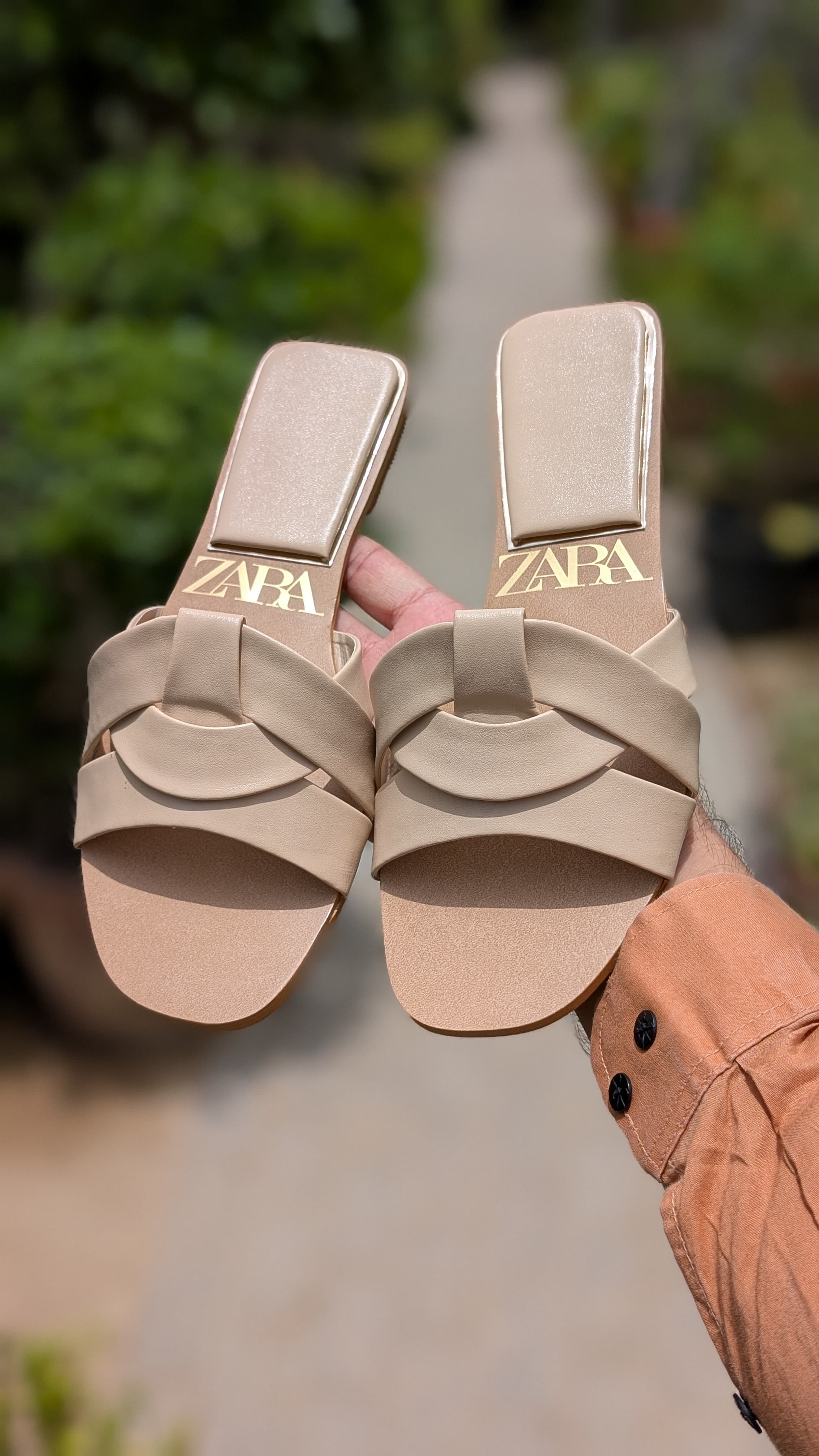 ZARA BASIC SLIPPERS