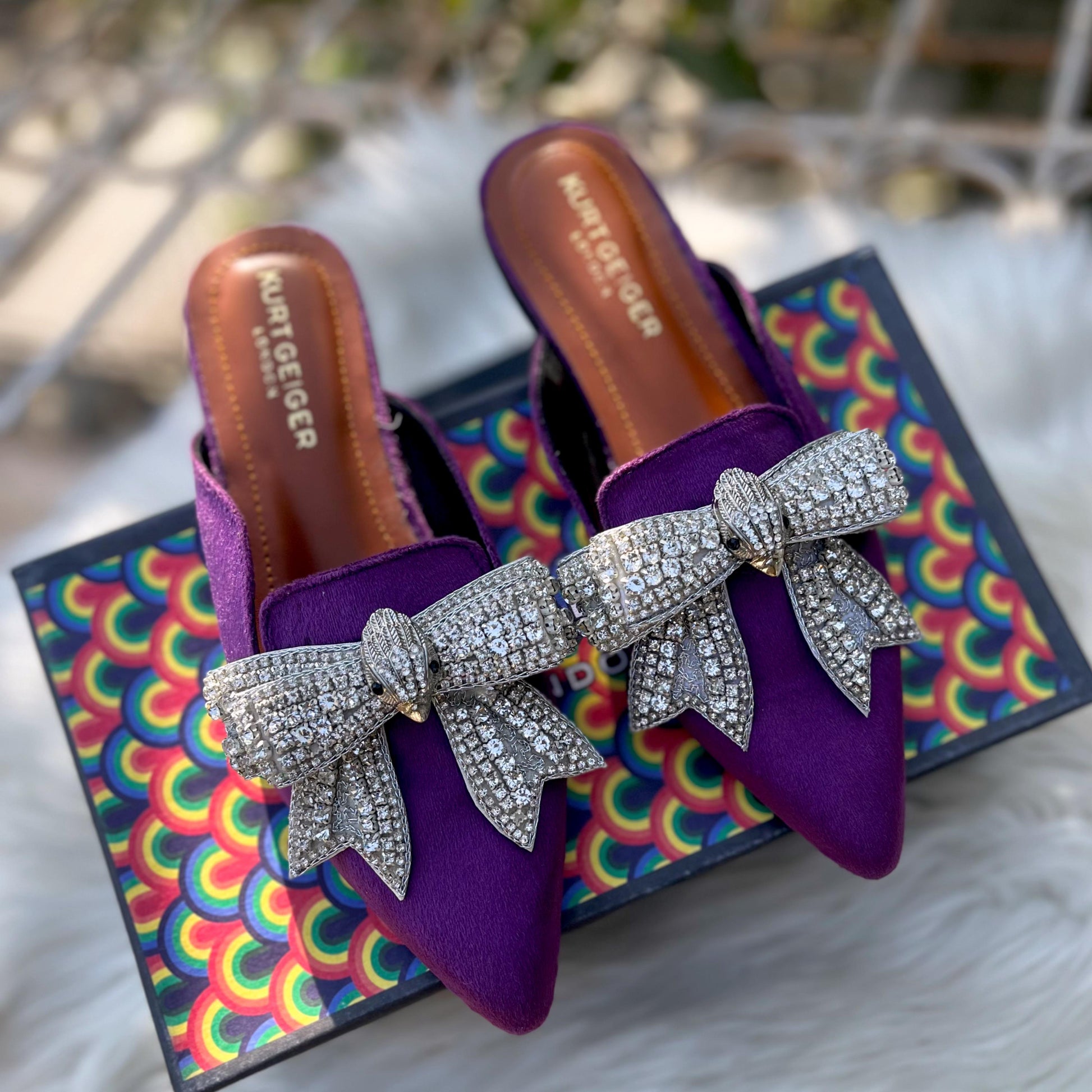 KURT GEIGER FLAT