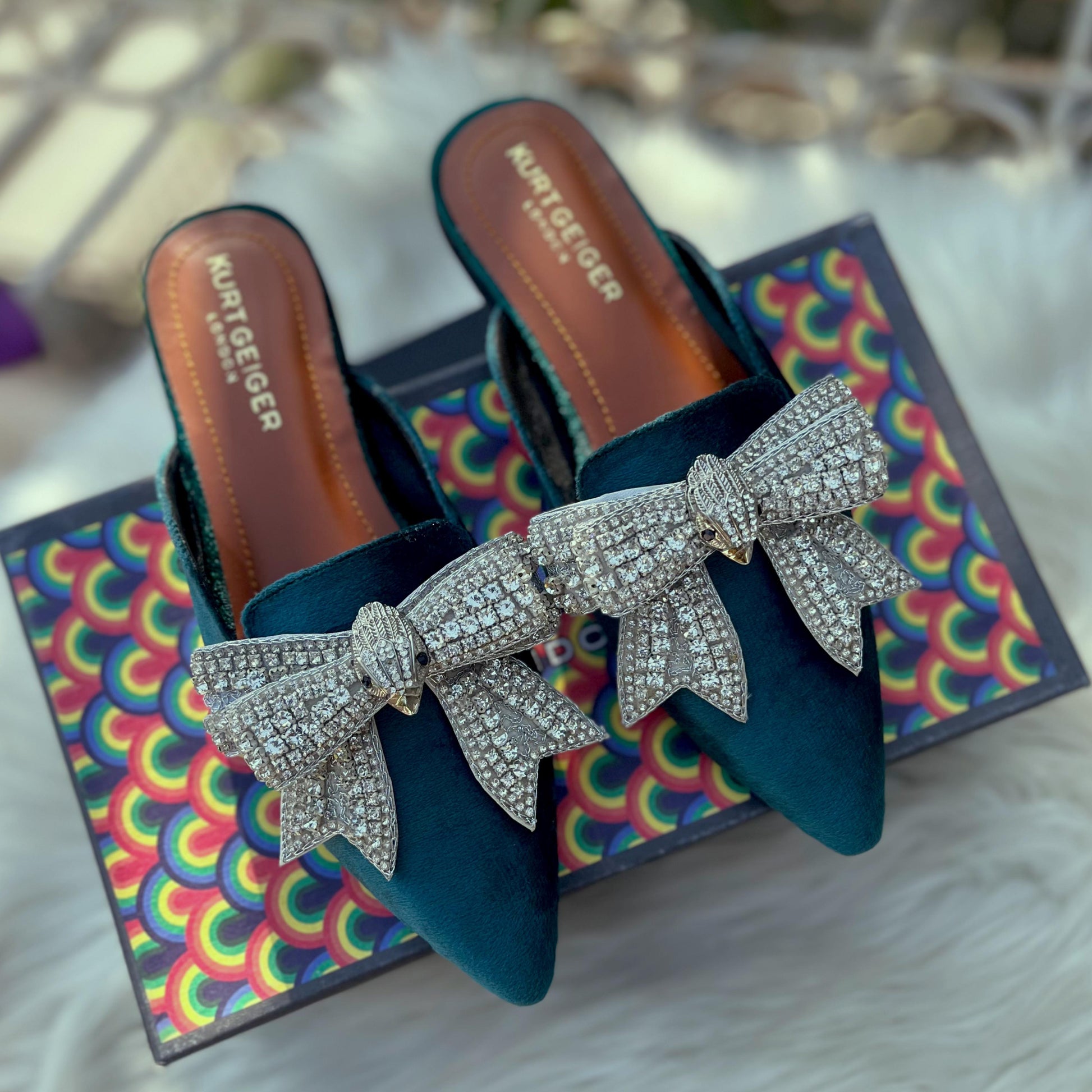 KURT GEIGER FLAT