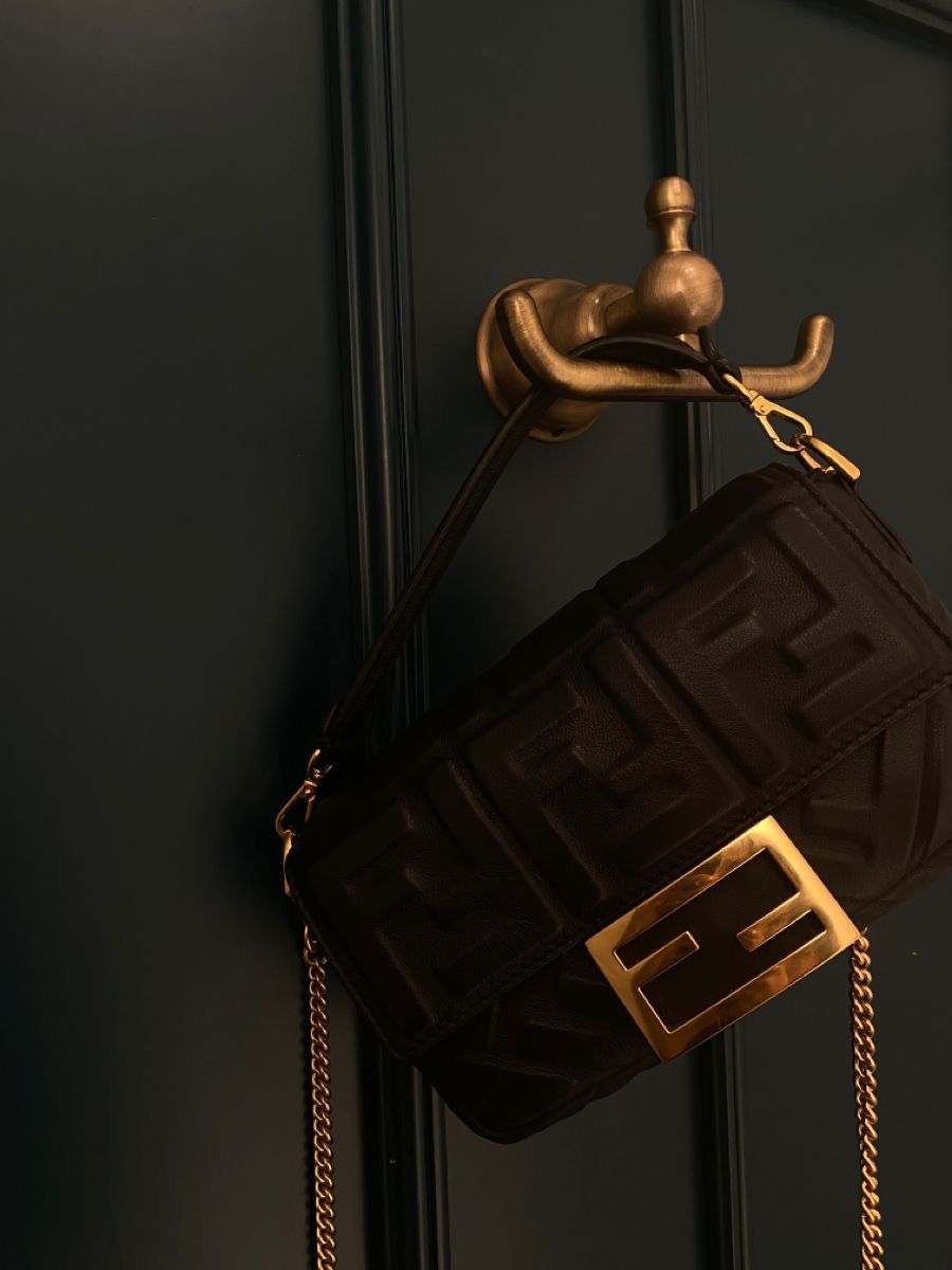 FENDI BAGUETTES BAG  PU LEATHER HANDBAG