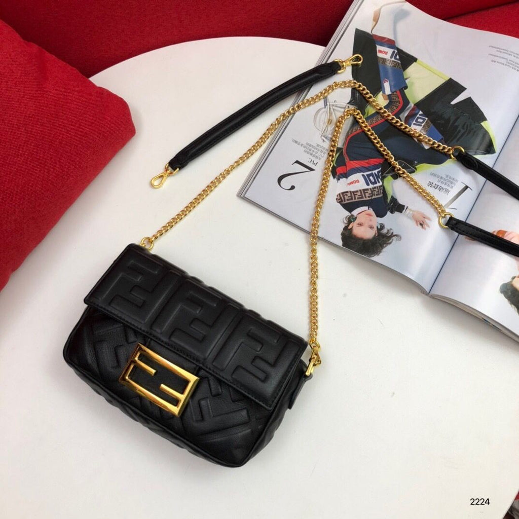 FENDI BAGUETTES BAG  PU LEATHER HANDBAG