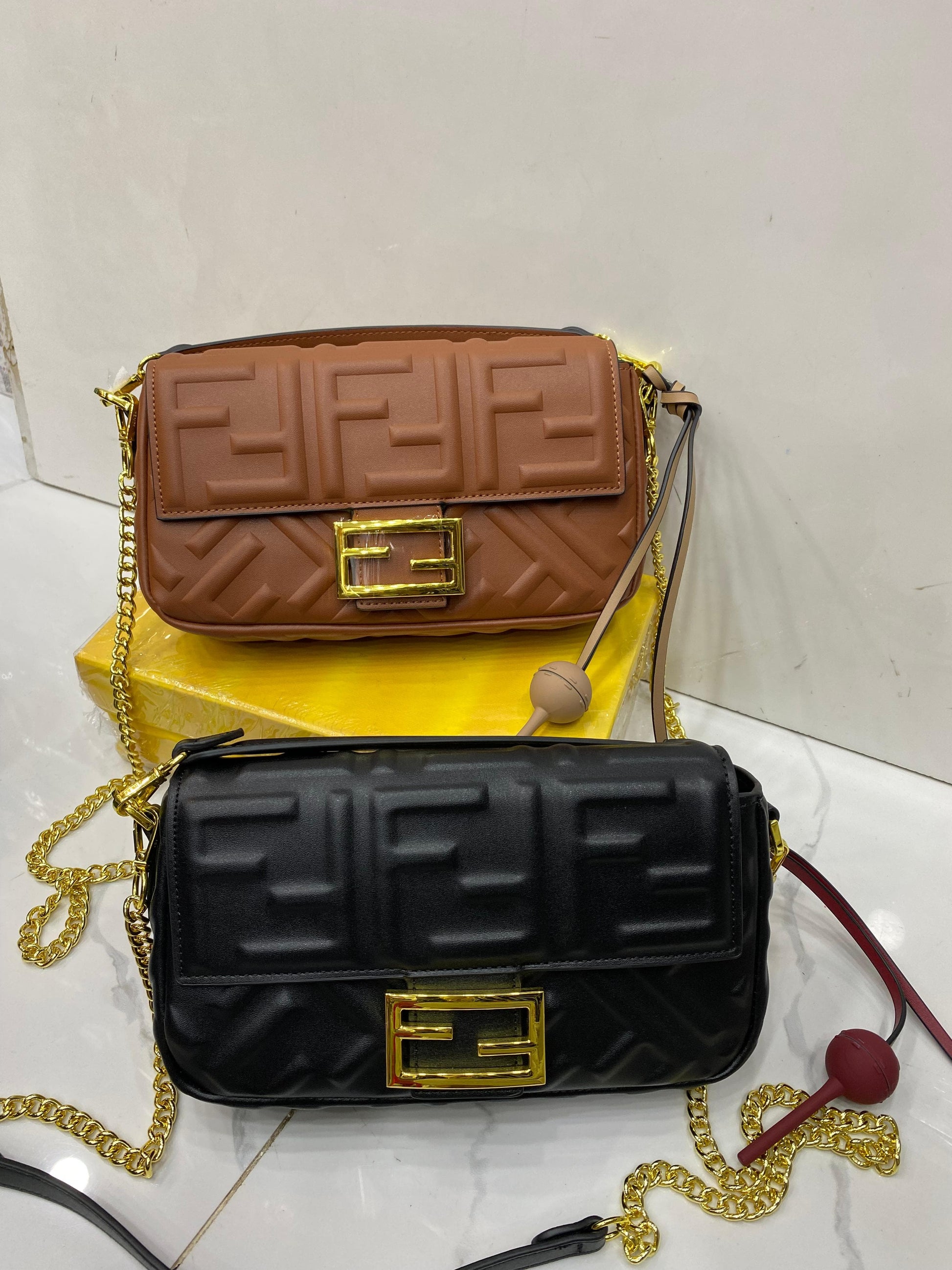 FENDI BAGUETTES BAG  PU LEATHER HANDBAG