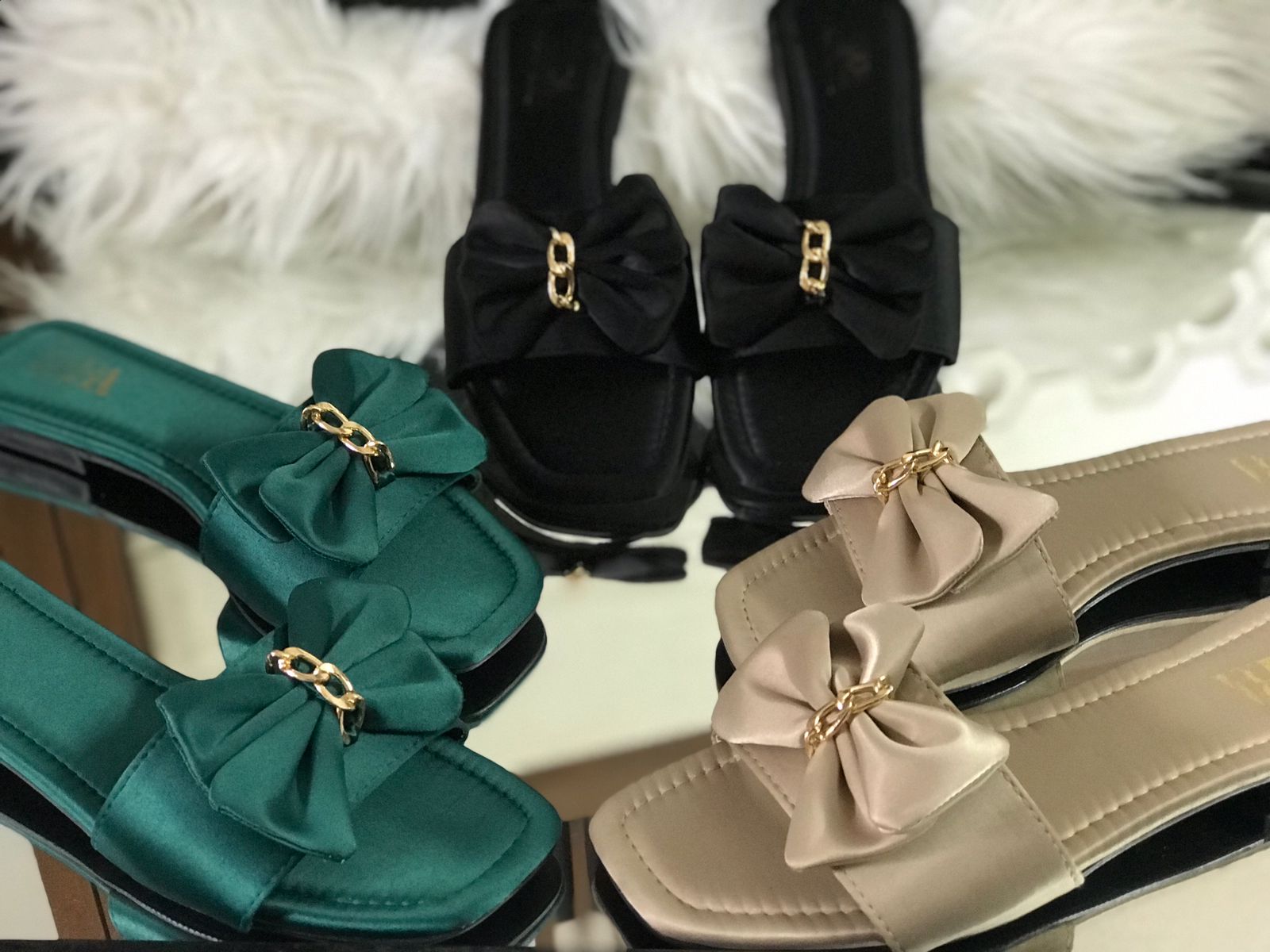 ZARA-BOW FLAT