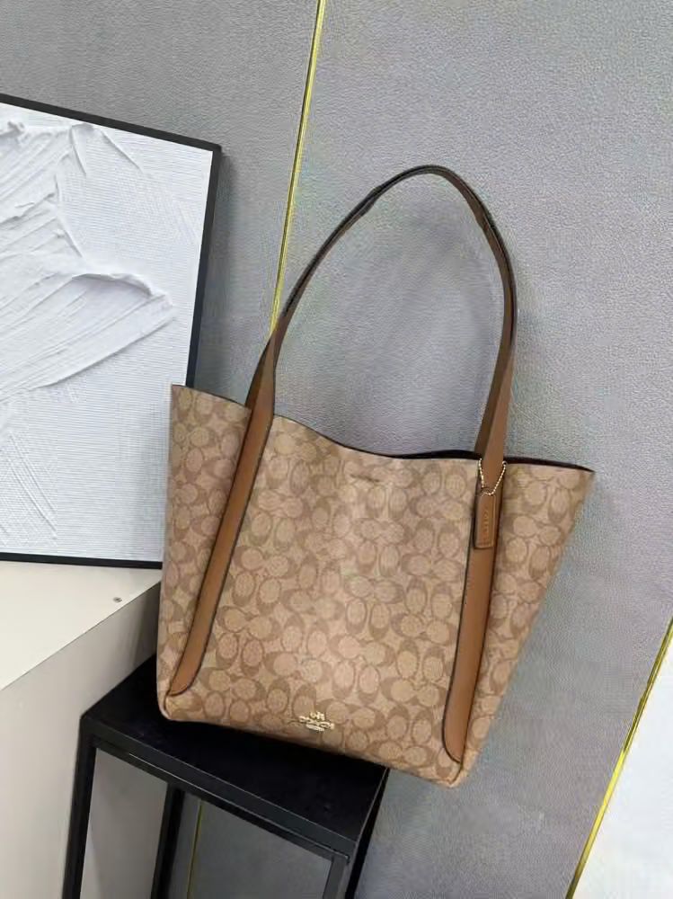COACH HADLEY TOTE BAG