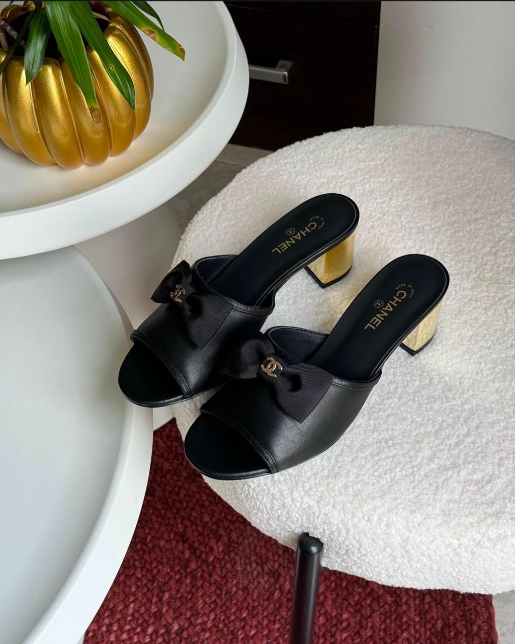 CHANEL BOW HEEL