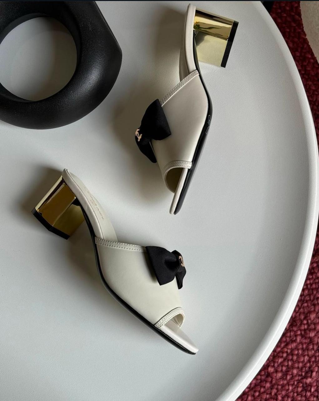 CHANEL BOW HEEL