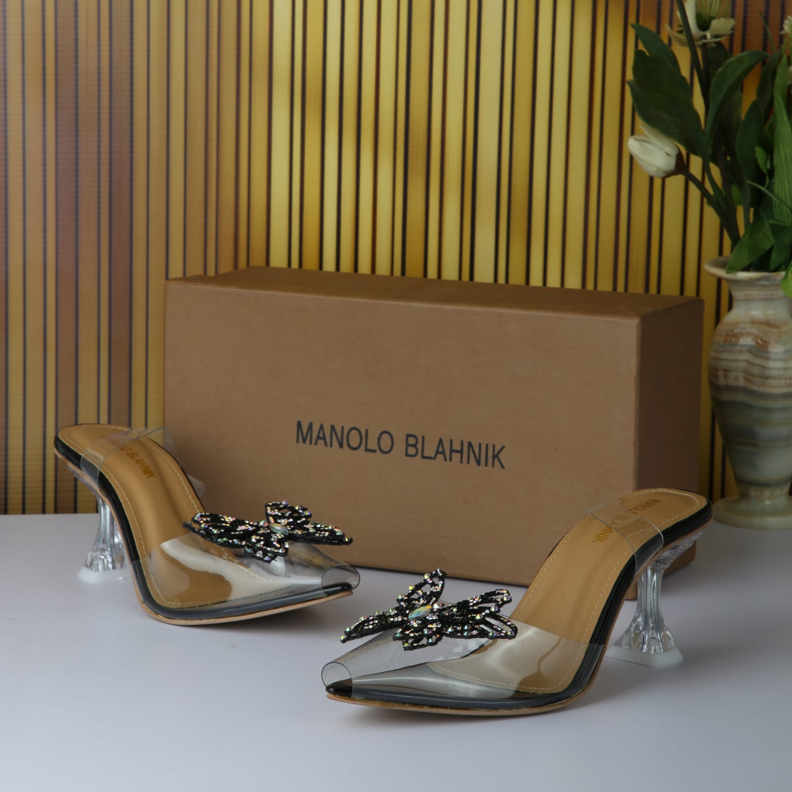 MANOLO BLAHNIK HEELS