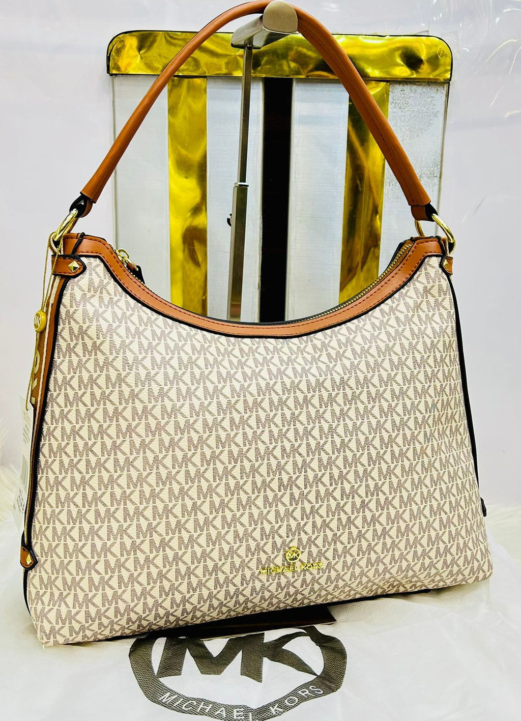 MK. MICHEAL HOBO BAG