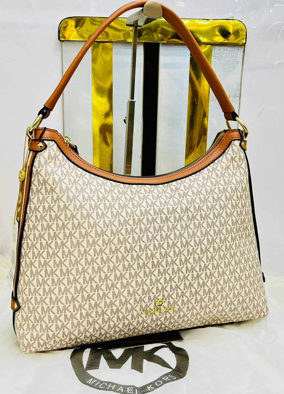 MK. MICHEAL HOBO BAG