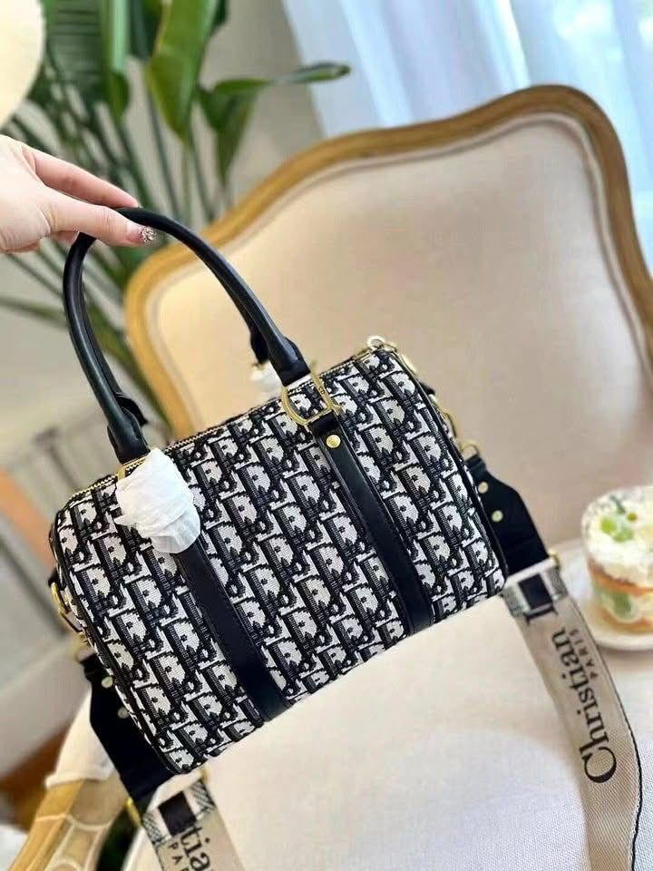 CHRISTIAN DIOR DUPLE BAG