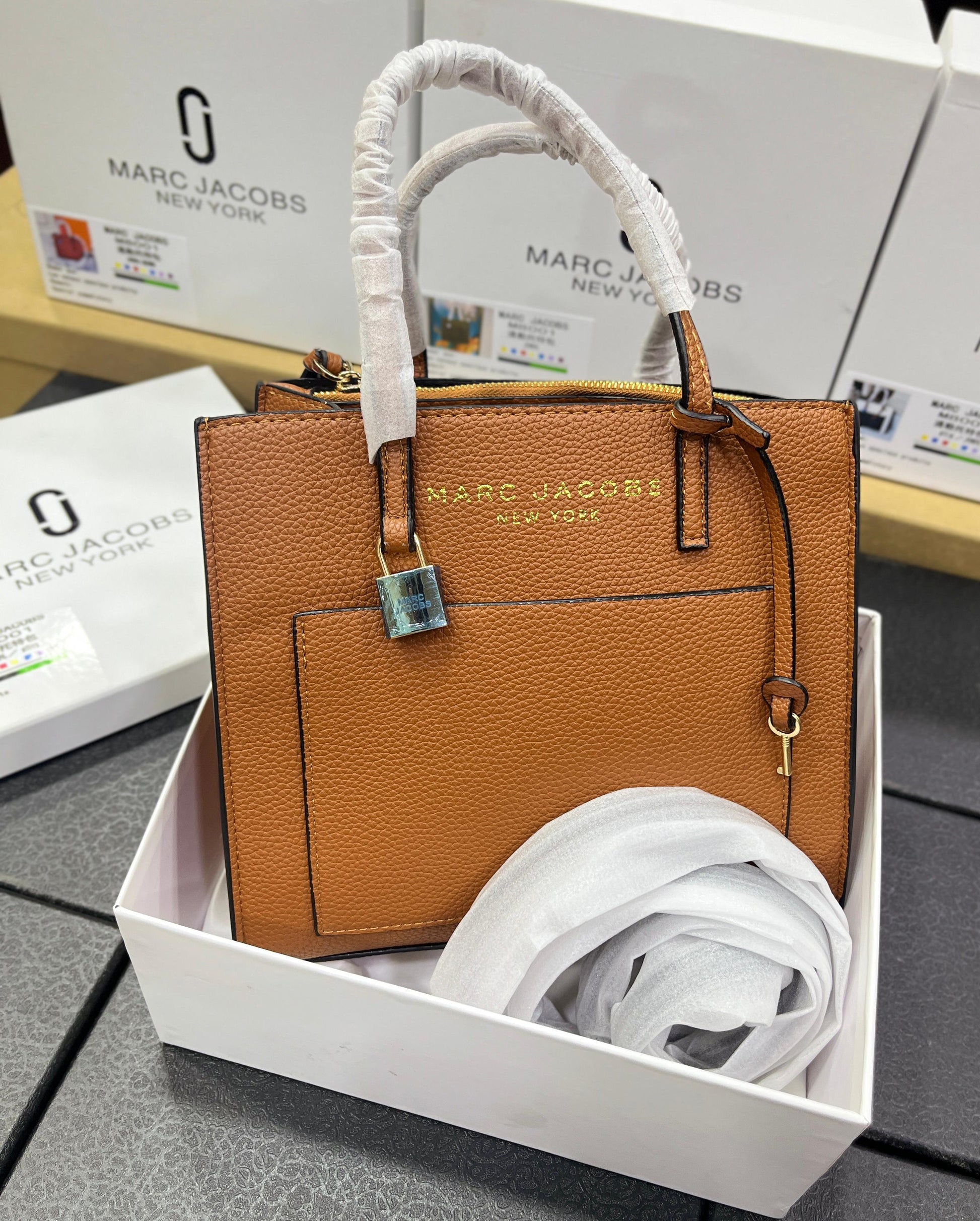 MARC JACOBS Mini Grind Leather Tote Bag