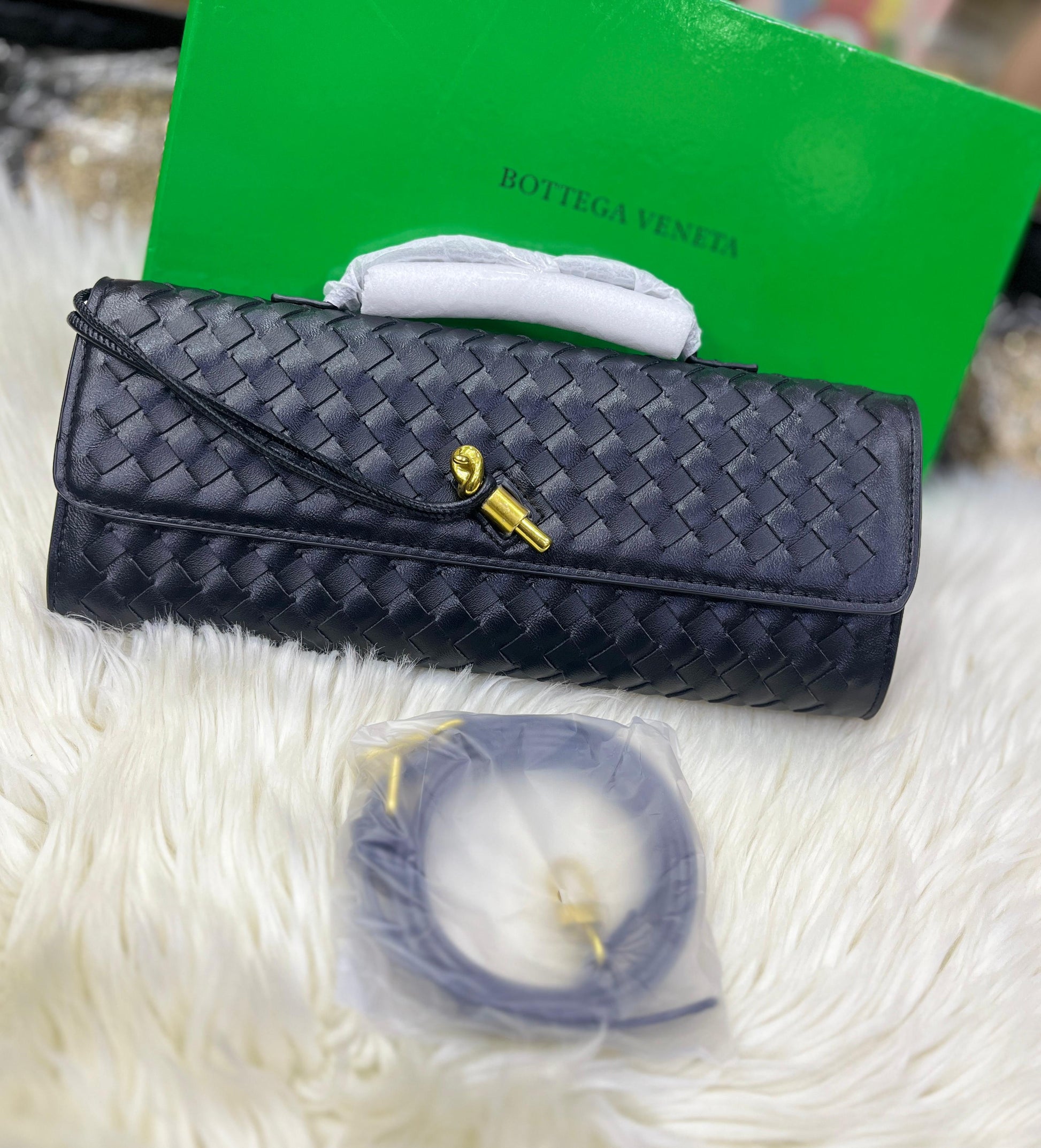 BOTTEGA VENETA CONCERT POUCH