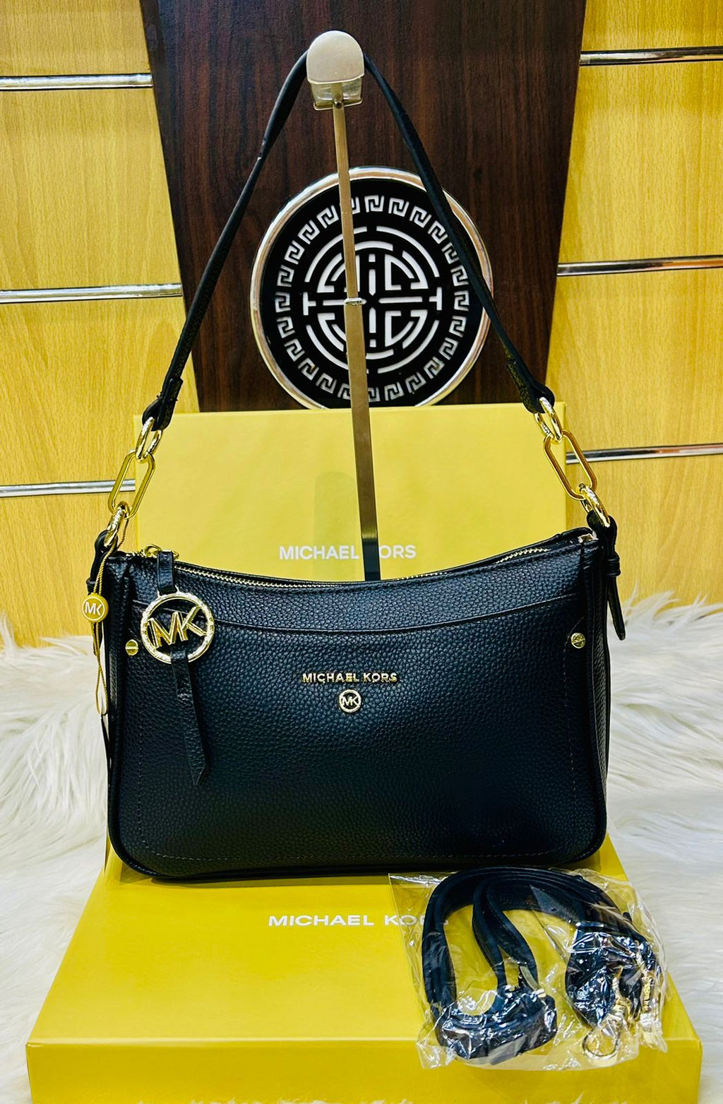 MICHAEL KORS HANDBAG