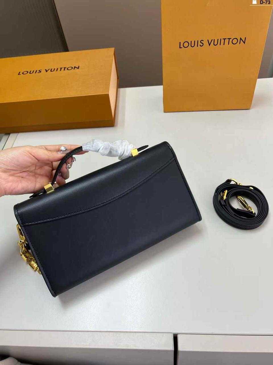 LOUIS VUITTON HAND BAG