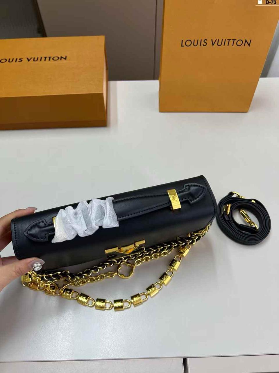 LOUIS VUITTON HAND BAG