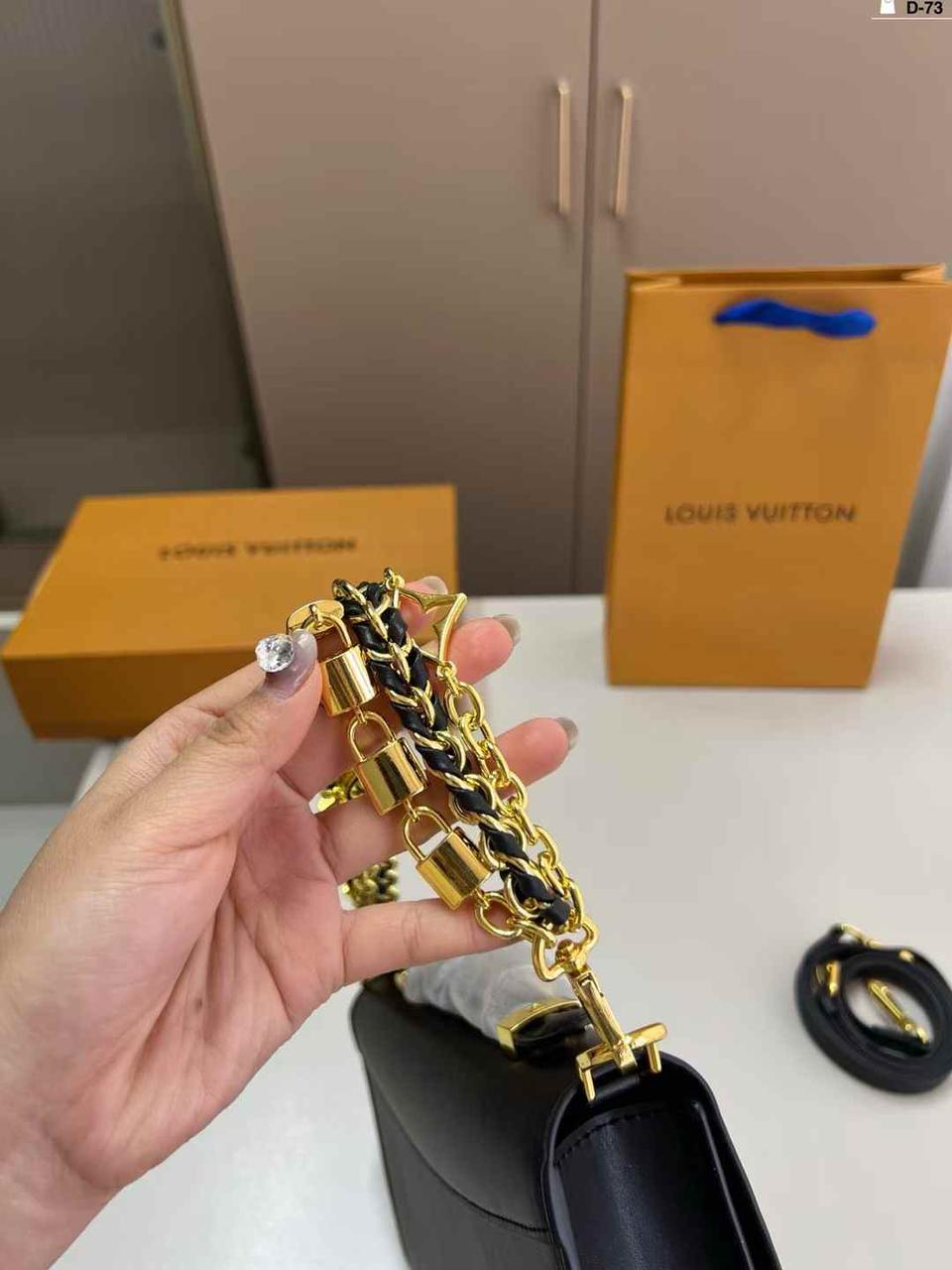 LOUIS VUITTON HAND BAG