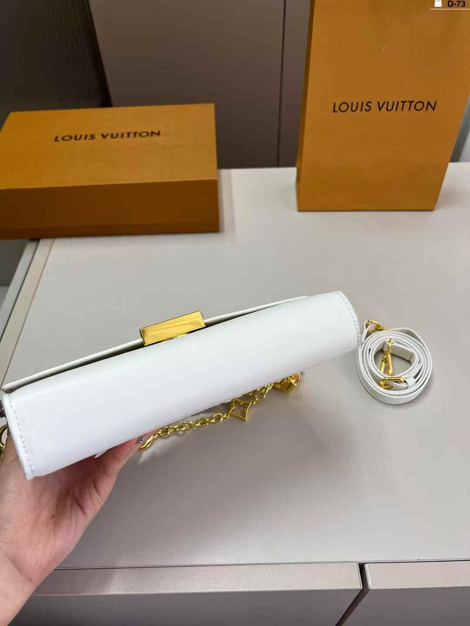 LOUIS VUITTON HAND BAG