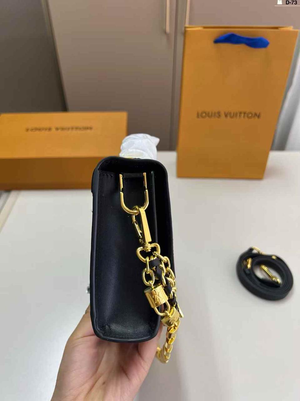 LOUIS VUITTON HAND BAG