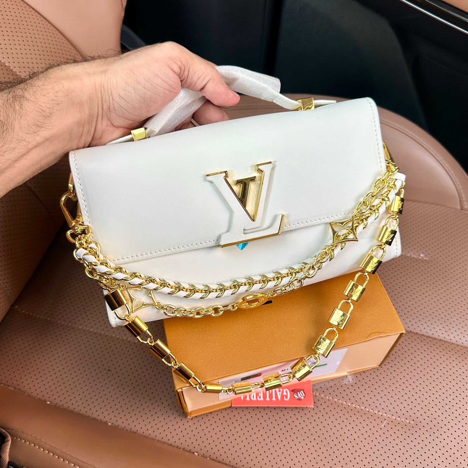 LOUIS VUITTON HAND BAG