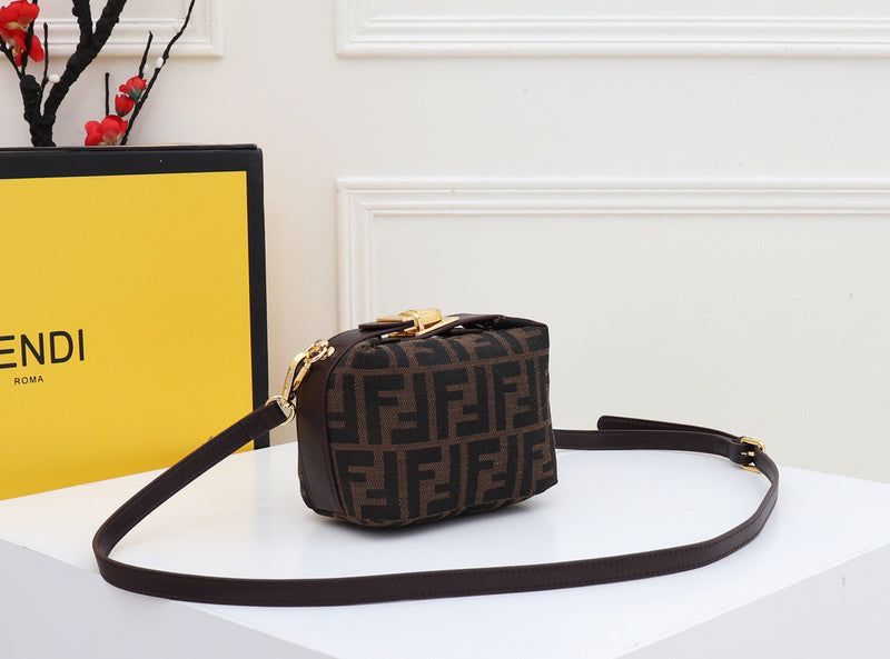 FENDI CROSSBODY BAG