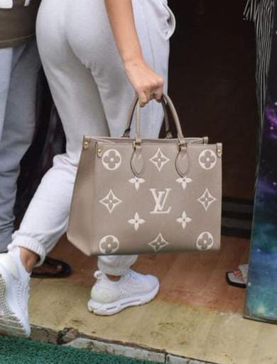 LOUIS VUITTON TOTE PREMIUM BAG