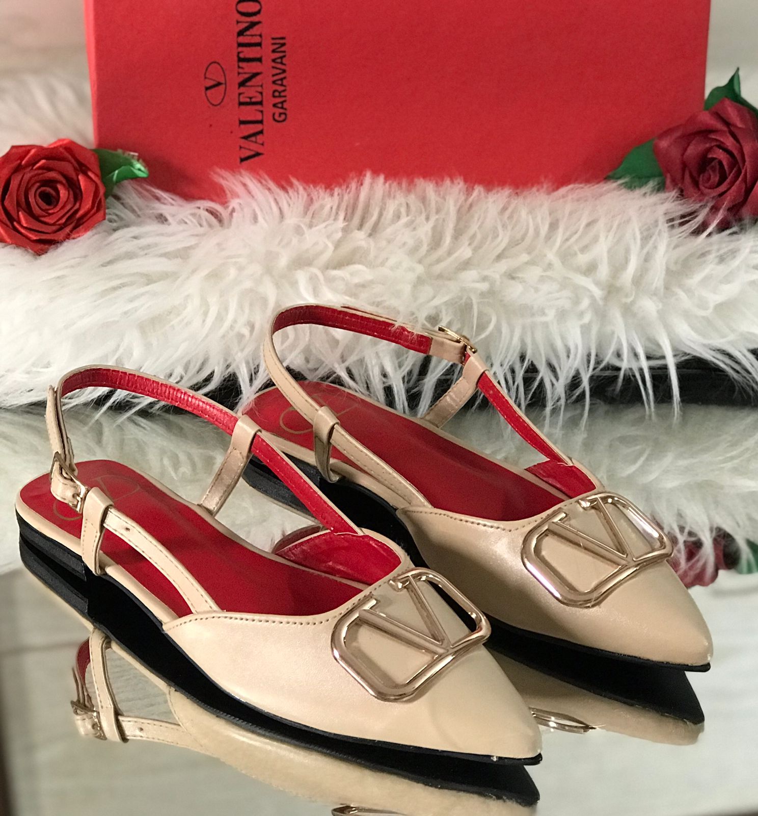 VALENTINO FLAT PUMPS