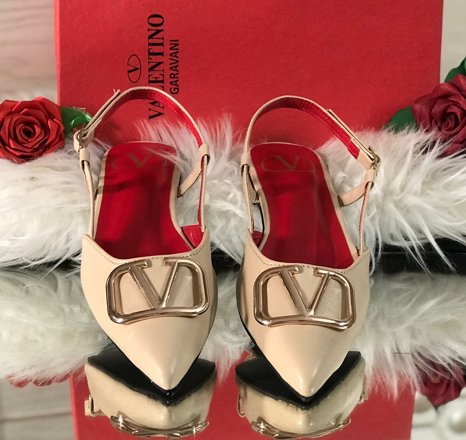 VALENTINO FLAT PUMPS