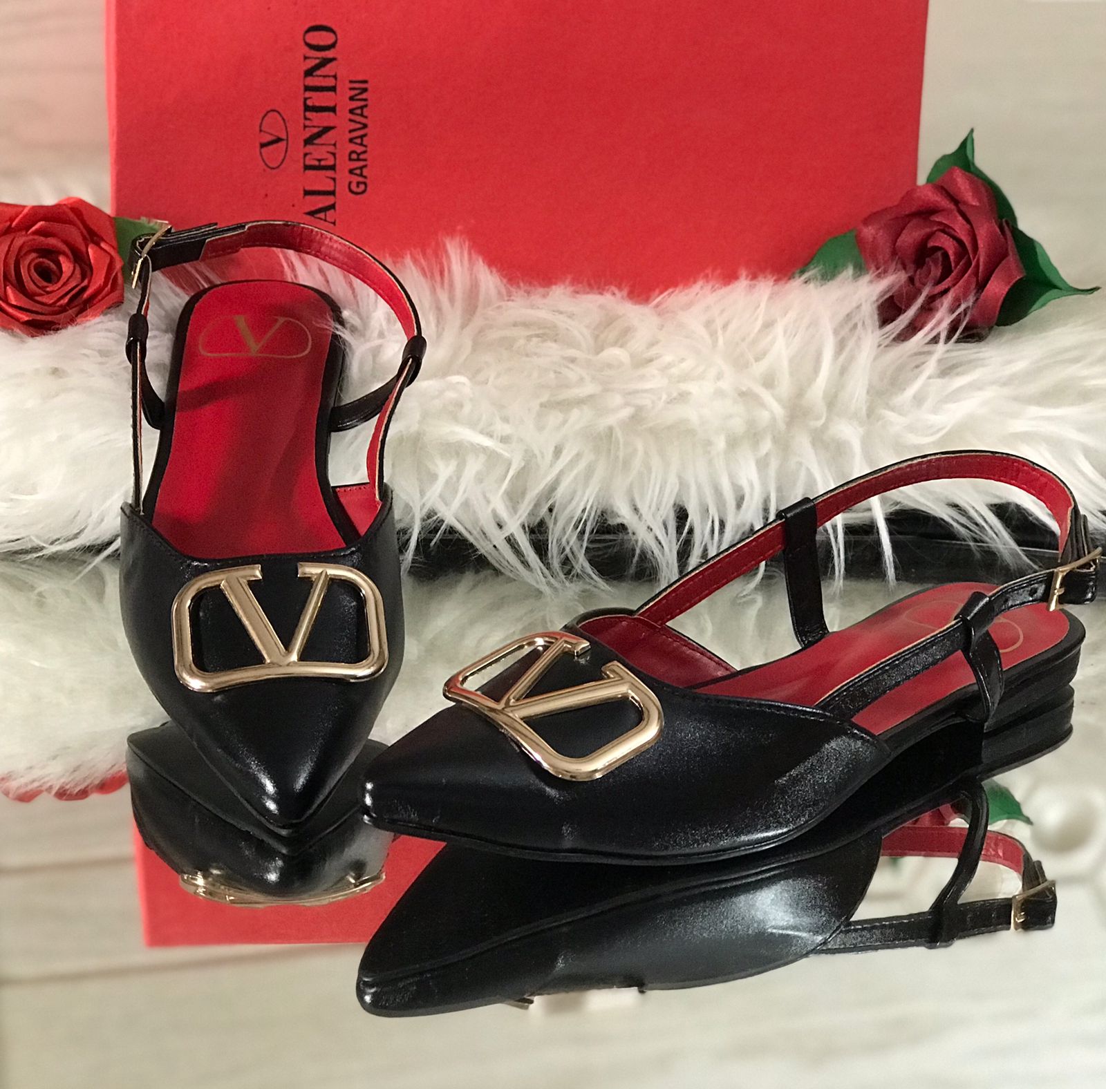 VALENTINO FLAT PUMPS