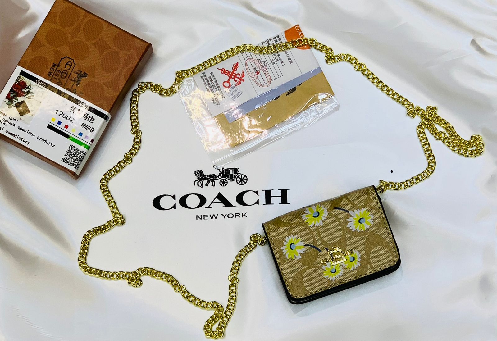 COACH MINI HAND BAG
