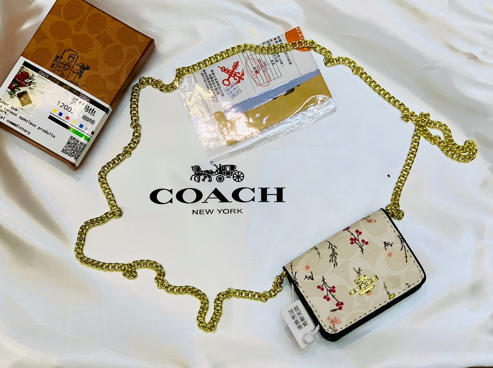 COACH MINI HAND BAG