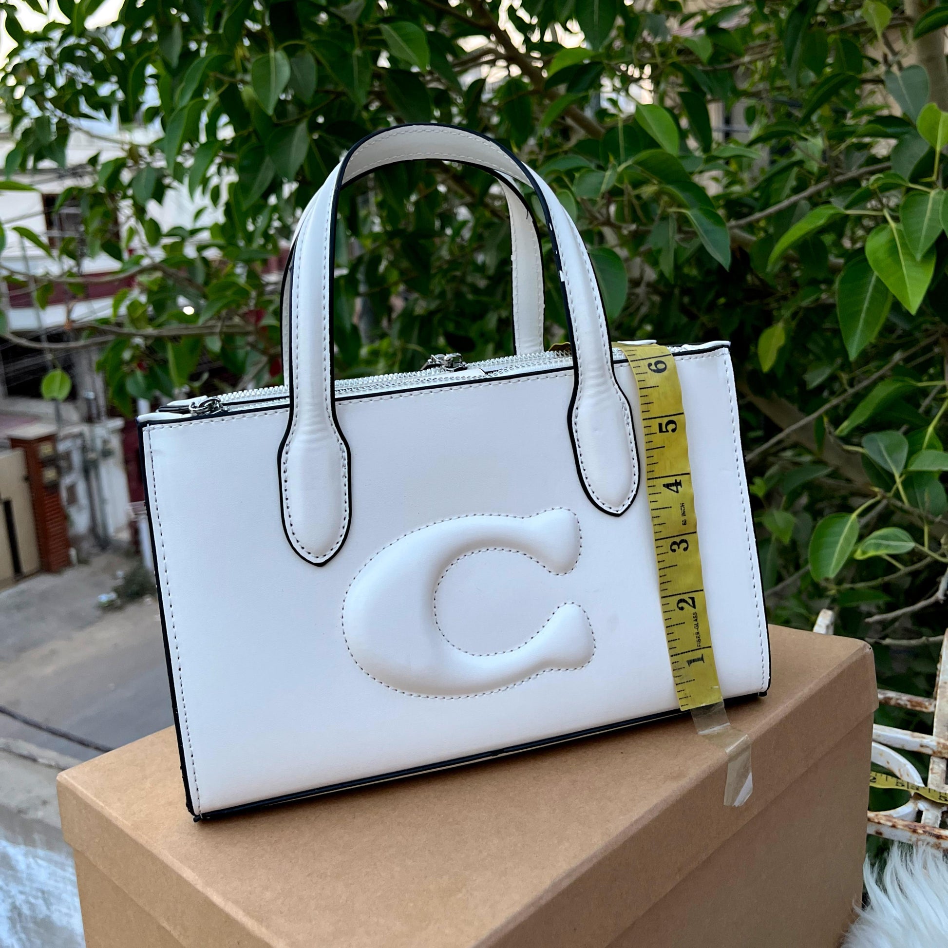 COACH HAND BAG