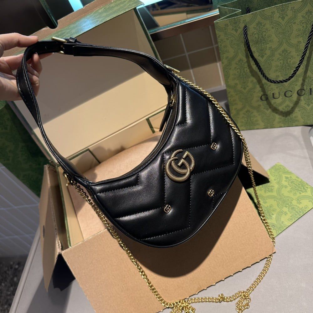 GUCCI GG MARMONT HALF-MOON SHOULDER BAG