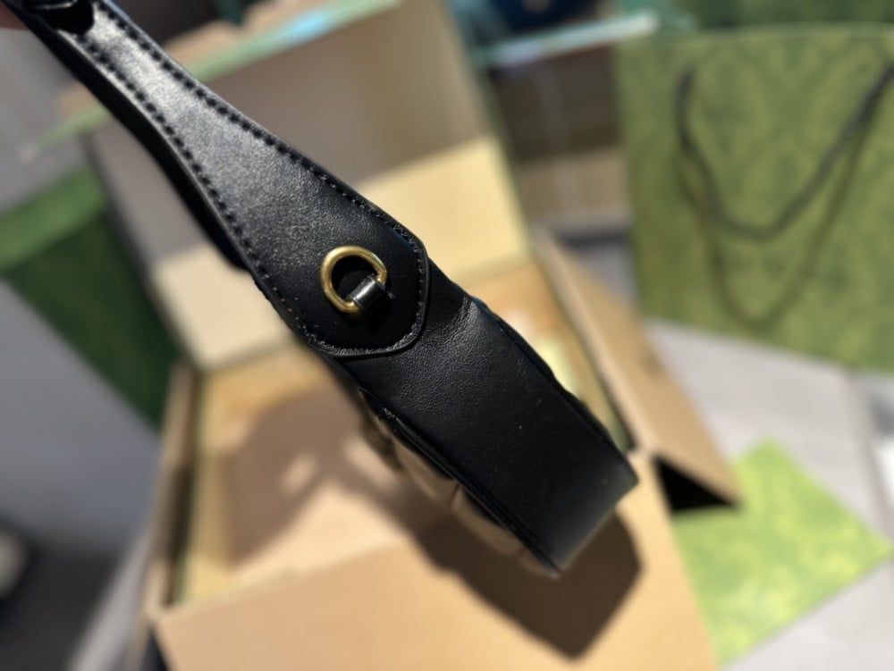 GUCCI GG MARMONT HALF-MOON SHOULDER BAG