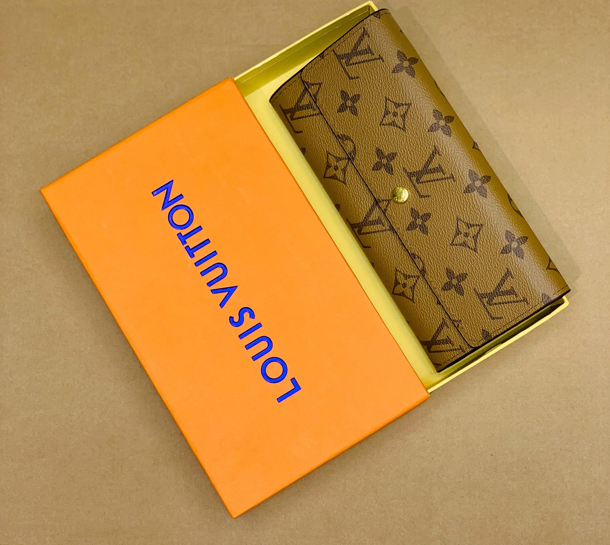 LOUIS VUITTON WALLET