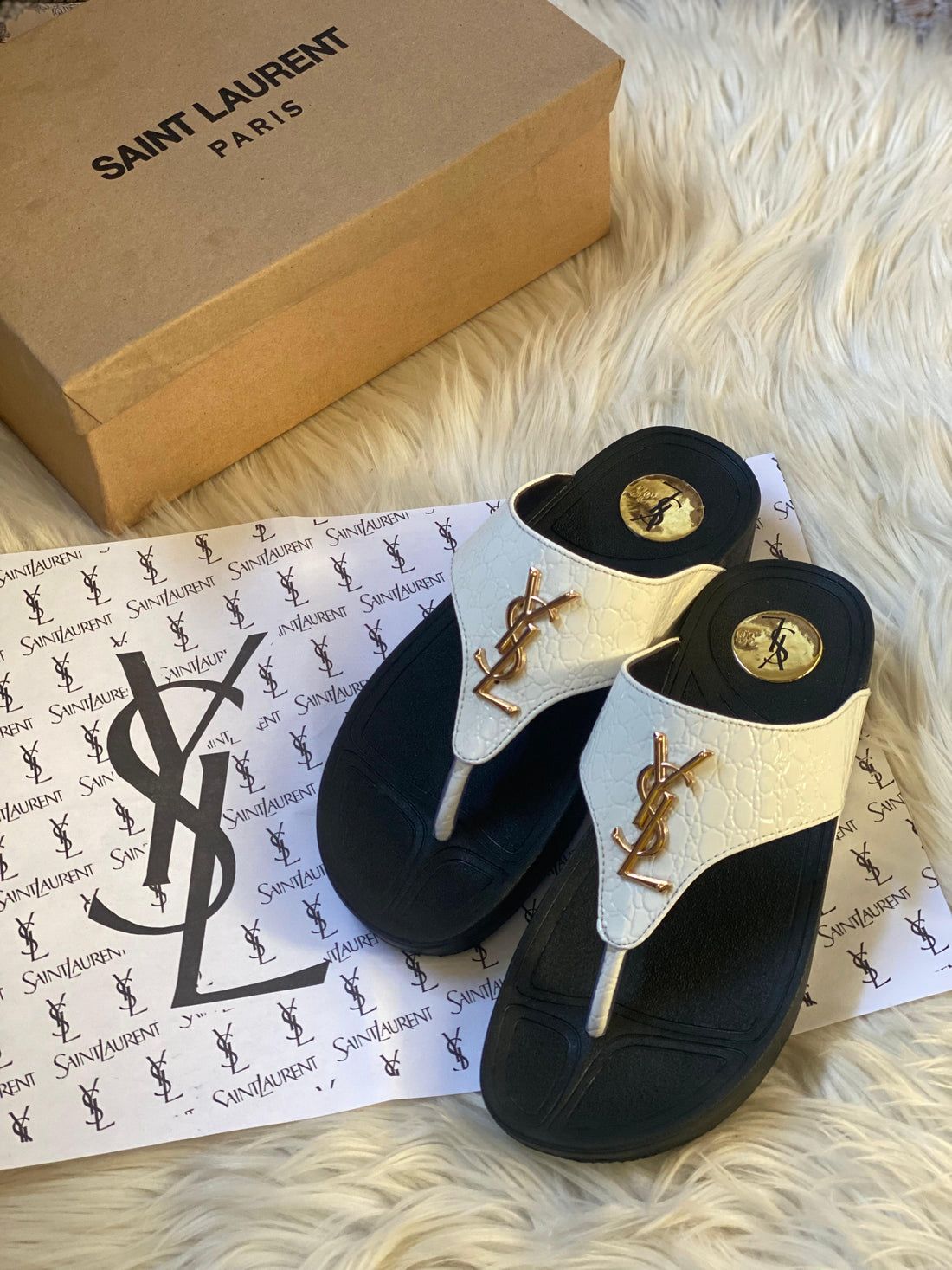 YSL FLIPFLOP