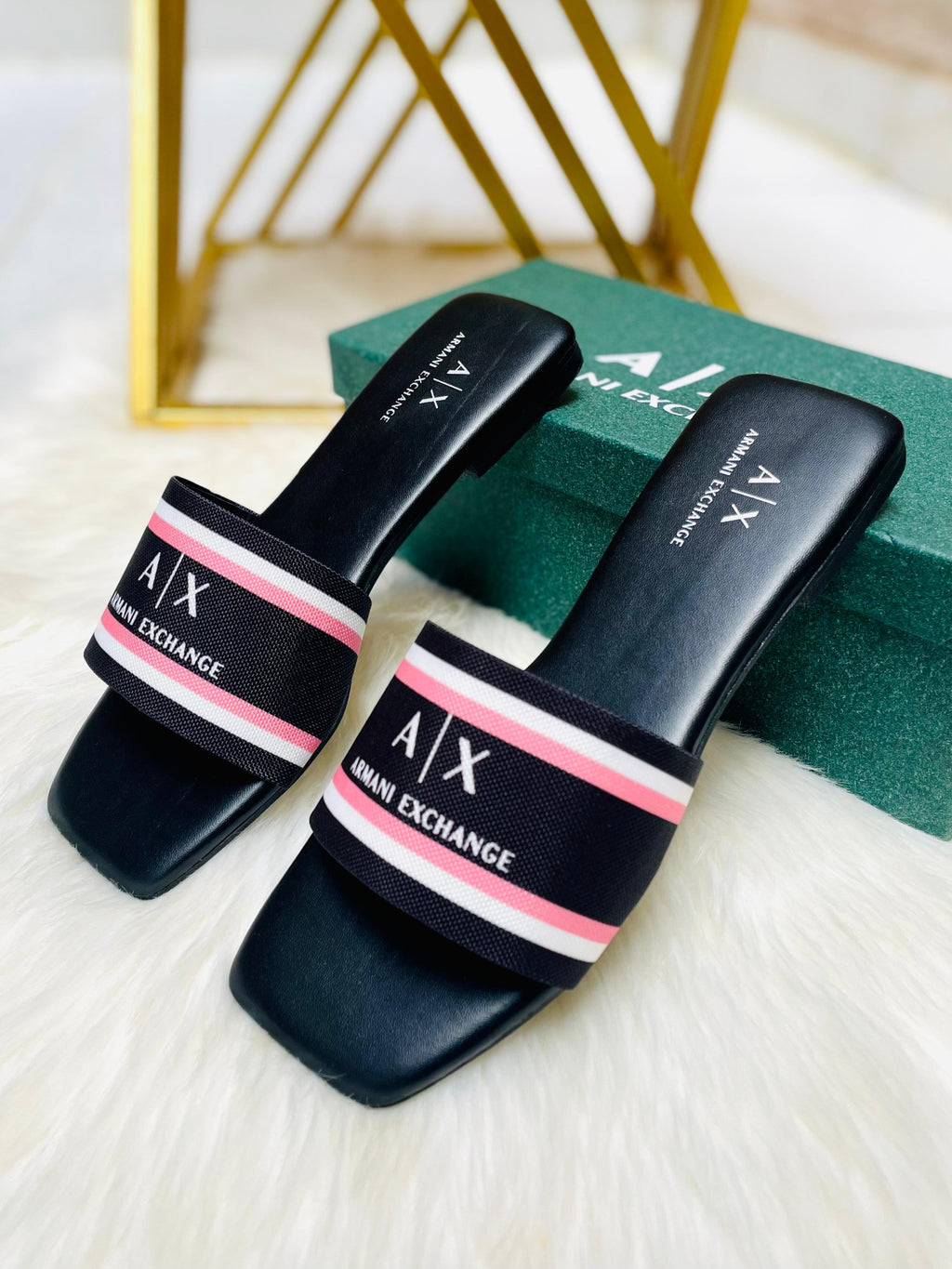 ARMANI EXCHANGE SLIPPER