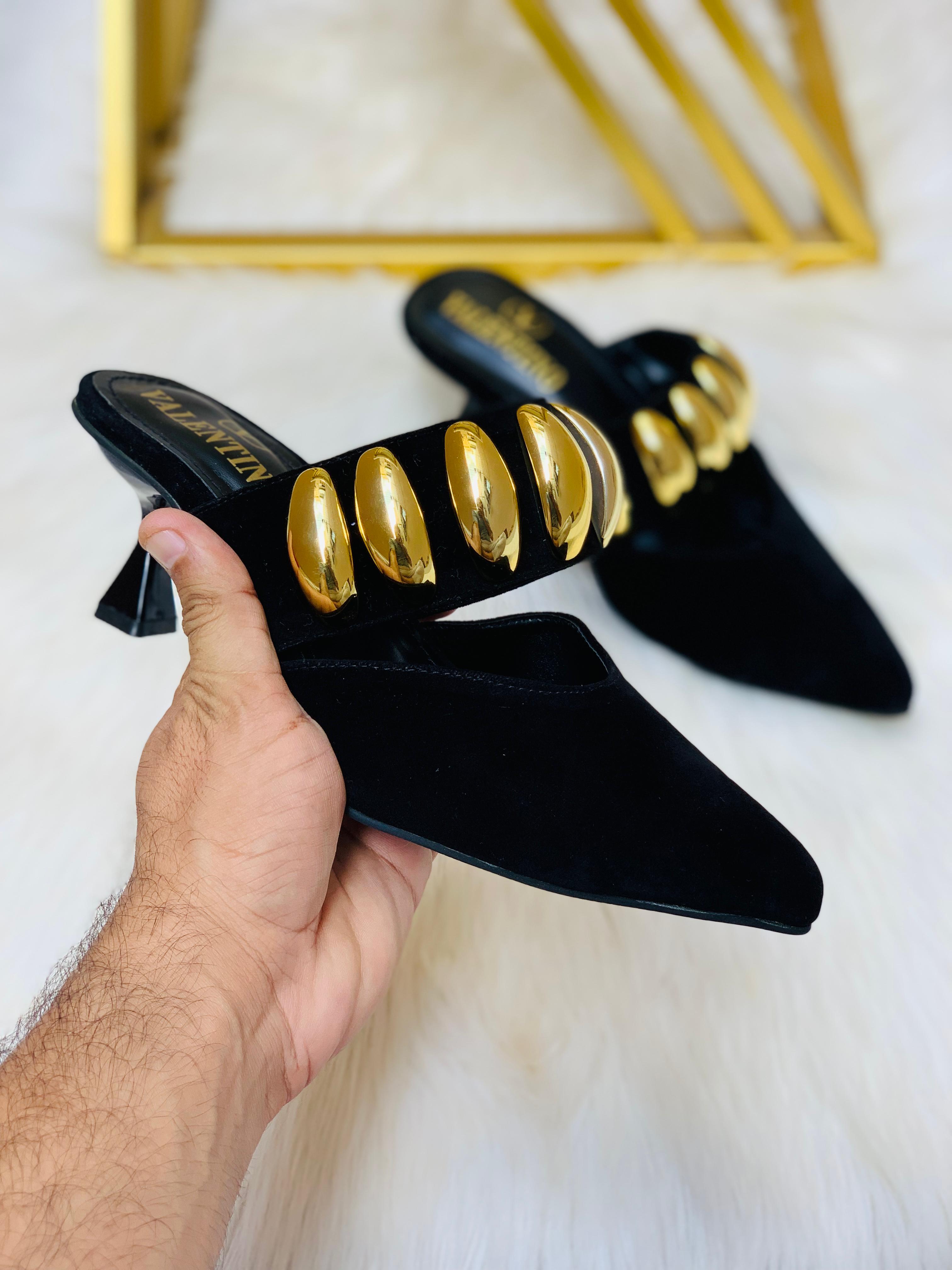 VALENTINO BEATS HEEL