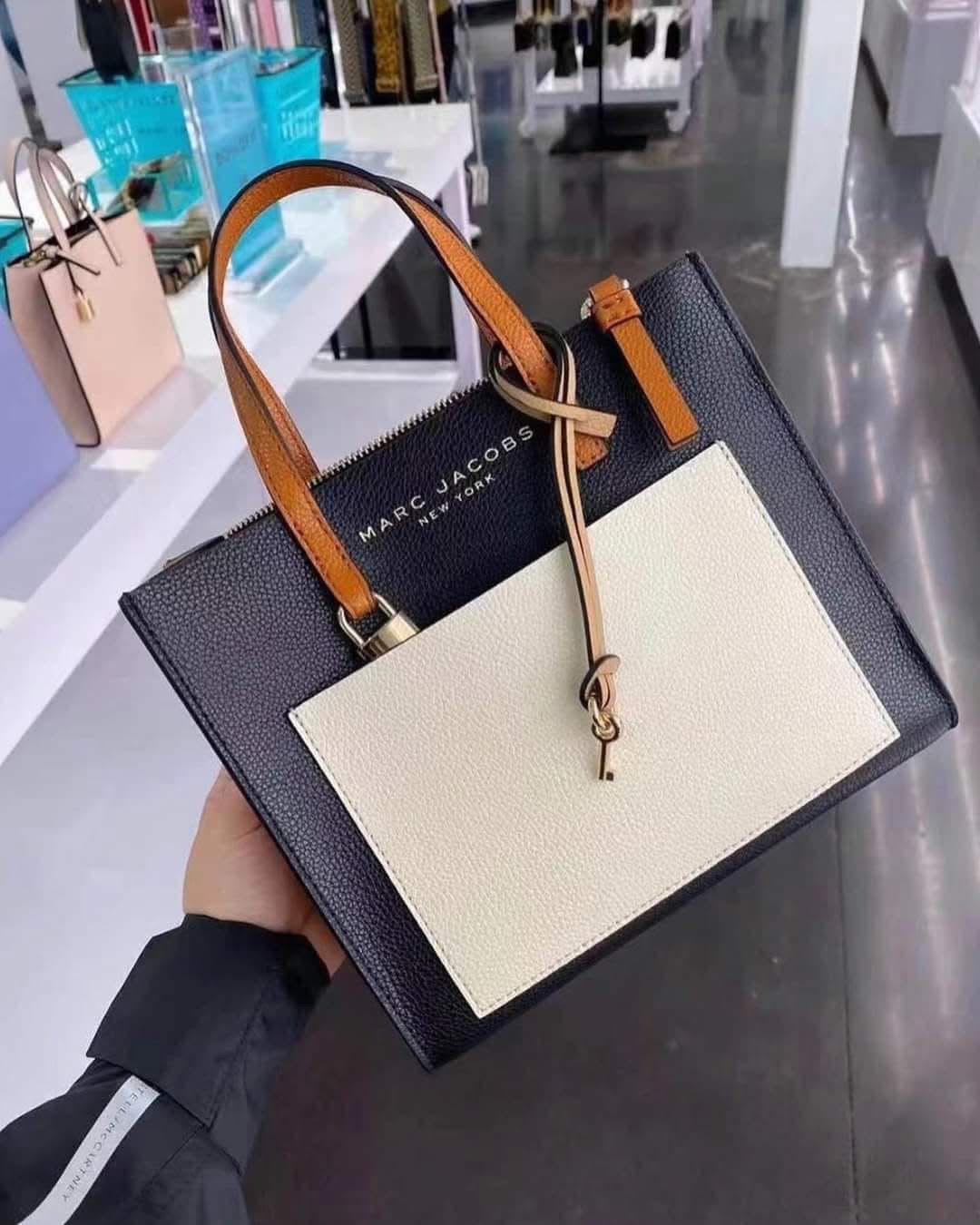 MARC JACOBS Mini Grind Leather Tote Bag
