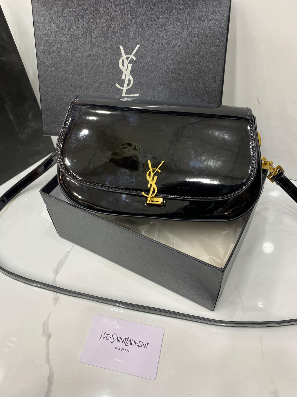YSL  SAINT LAURENT ENVELOP BAG SHINE  MATERIAL GOLD