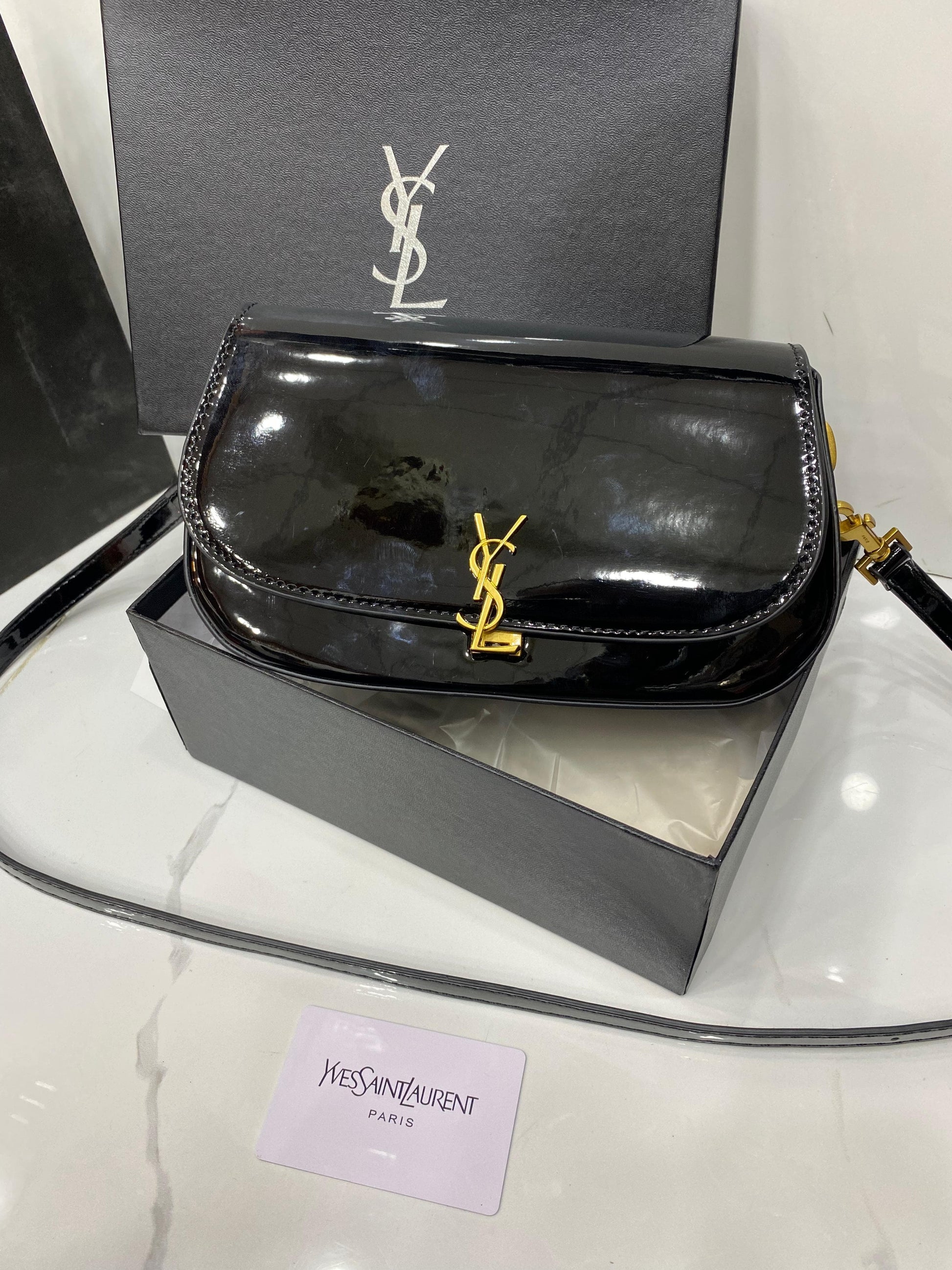YSL  SAINT LAURENT ENVELOP BAG SHINE  MATERIAL GOLD