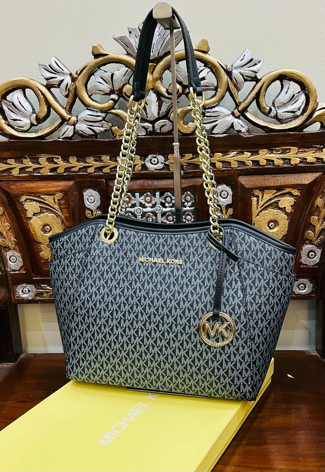 Michael Kors MK Master quality Tote bag