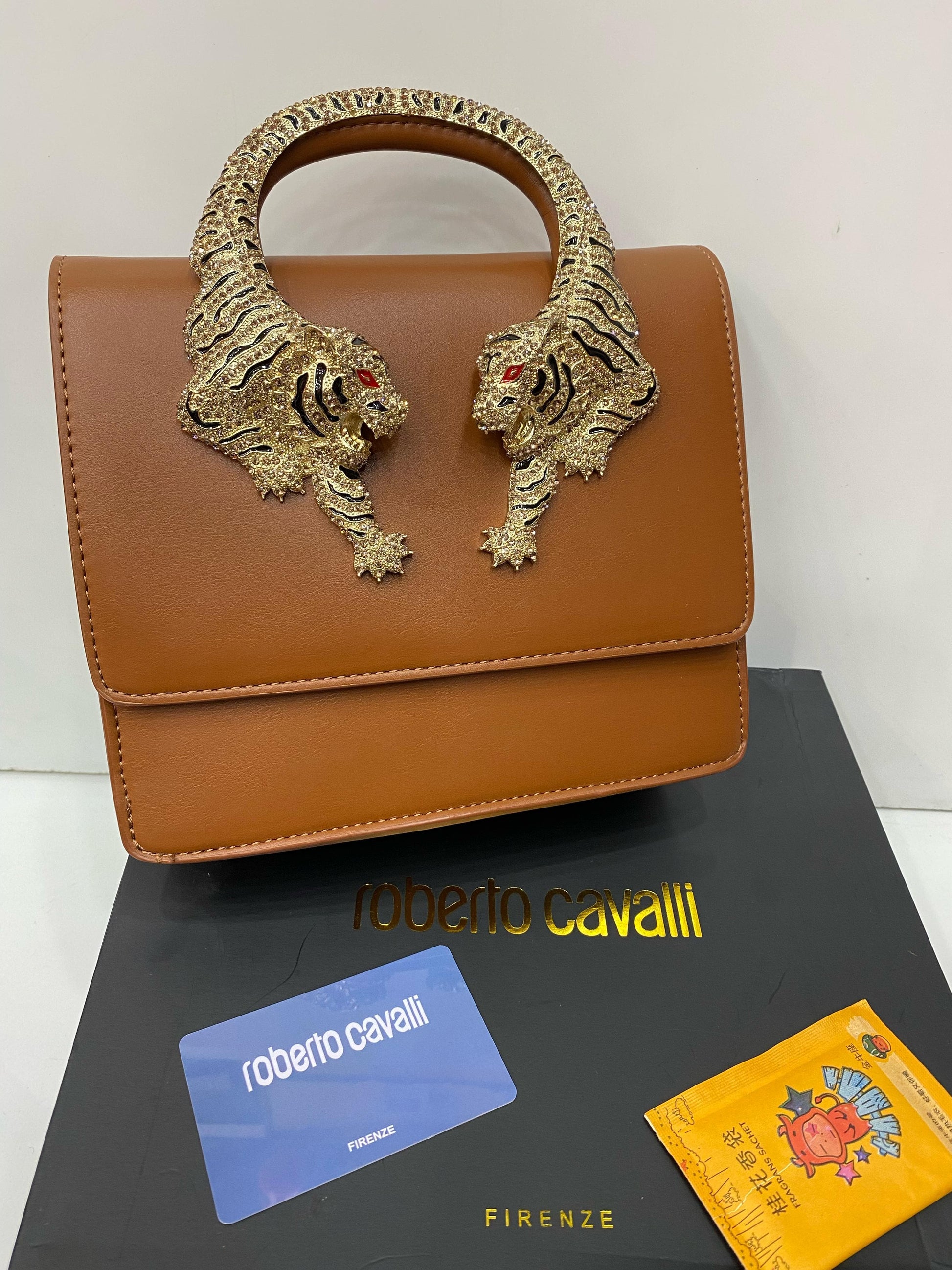 ROBERTO CAVALLI